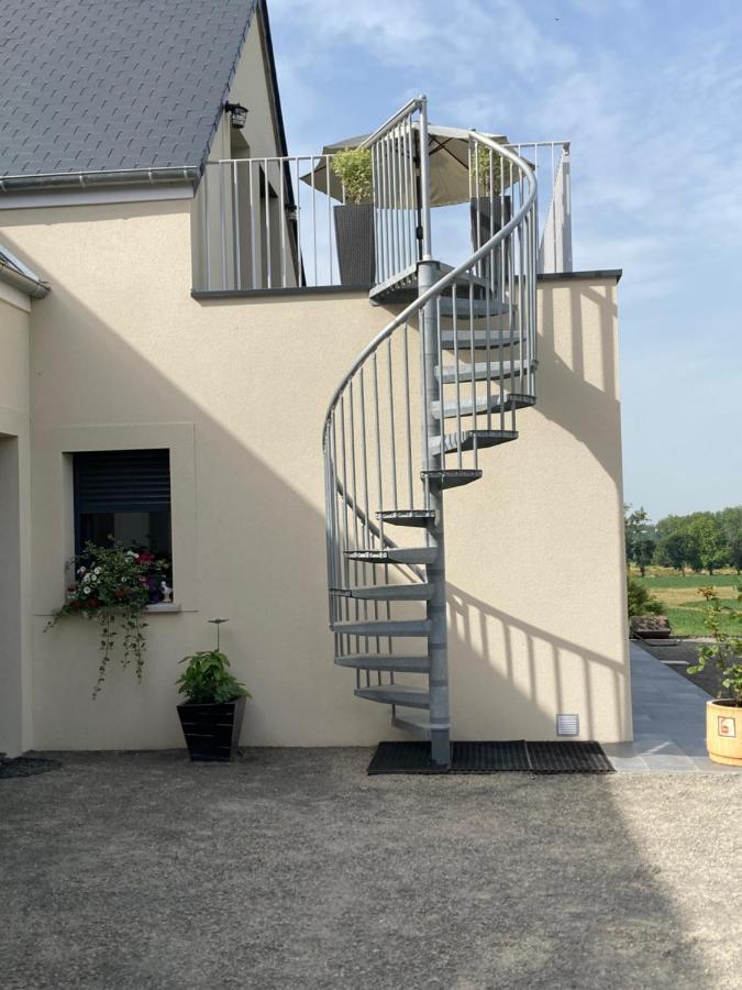 Appartement Lu'Ermael Avec Vue Mont Saint Michel Courtils Kültér fotó